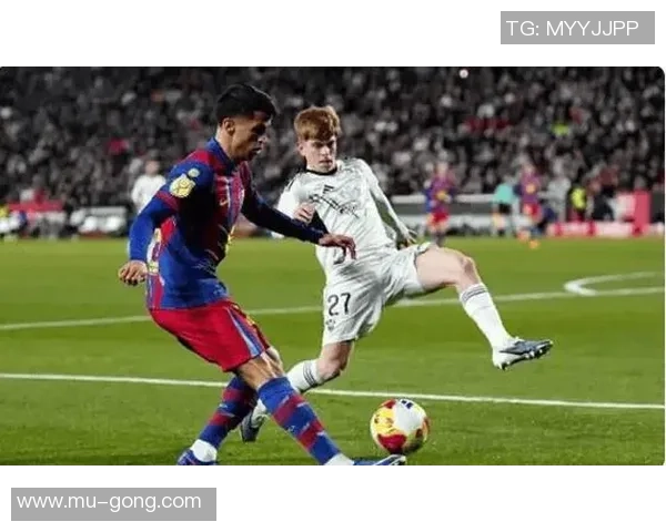 德甲精彩对决巴萨逆转阿森纳神奇扑救点燃全场激情