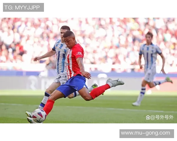 足总杯惊天逆转莱比锡5-0横扫巴萨全场沸腾的补时进球解析