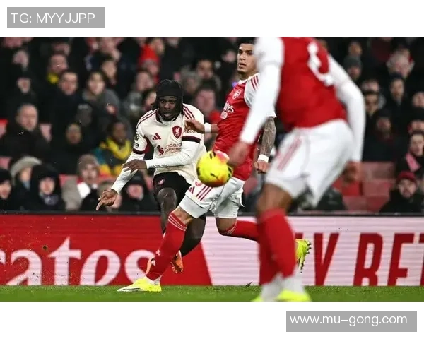 阿森纳狂胜国米6-2红牌争议引发全场热议与十大精彩进球回顾